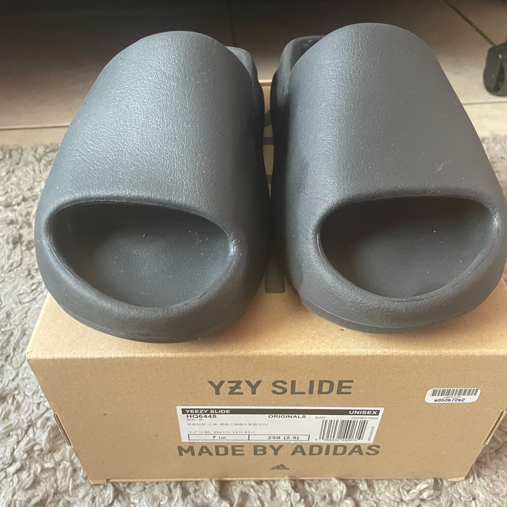 Black Adidas Yeezy Slides Onyx